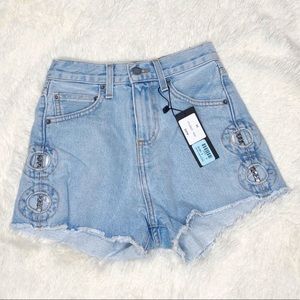 Carmar Alice denim jean shorts, size 24